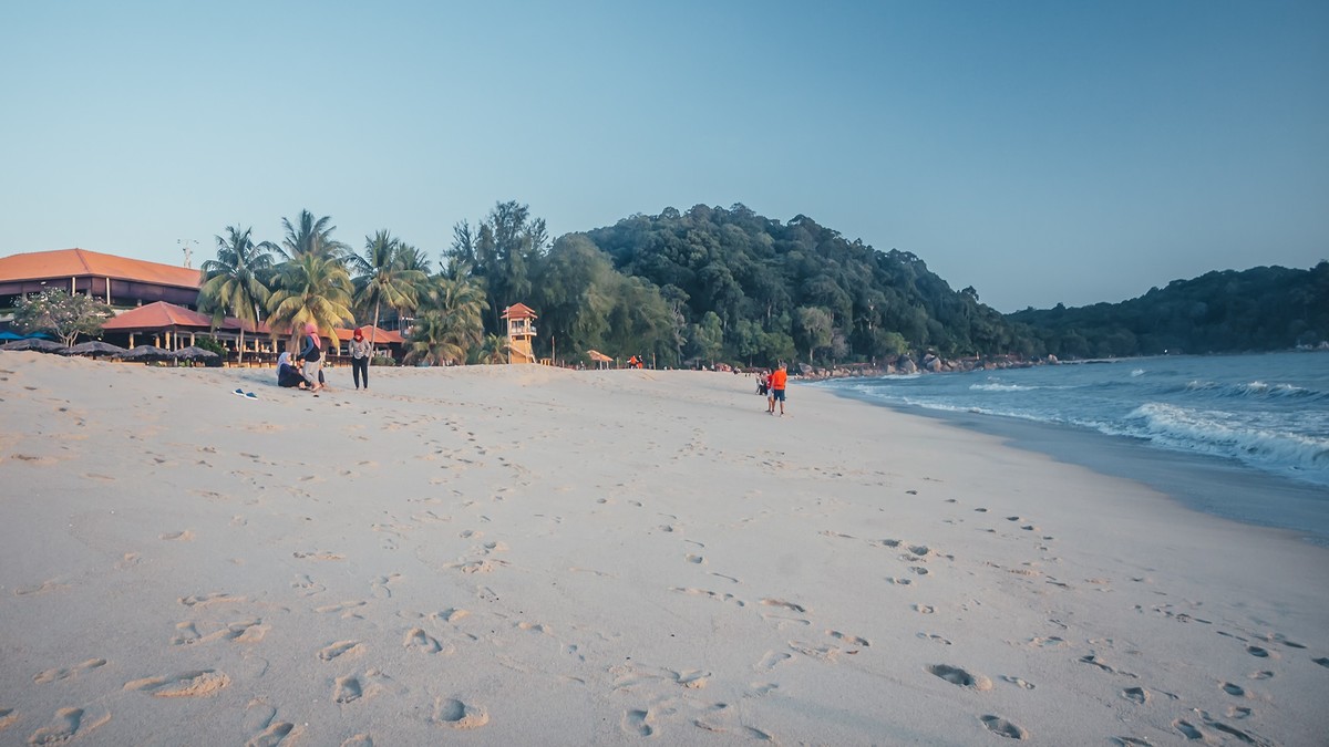 夕阳西下春节马来西亚关丹游