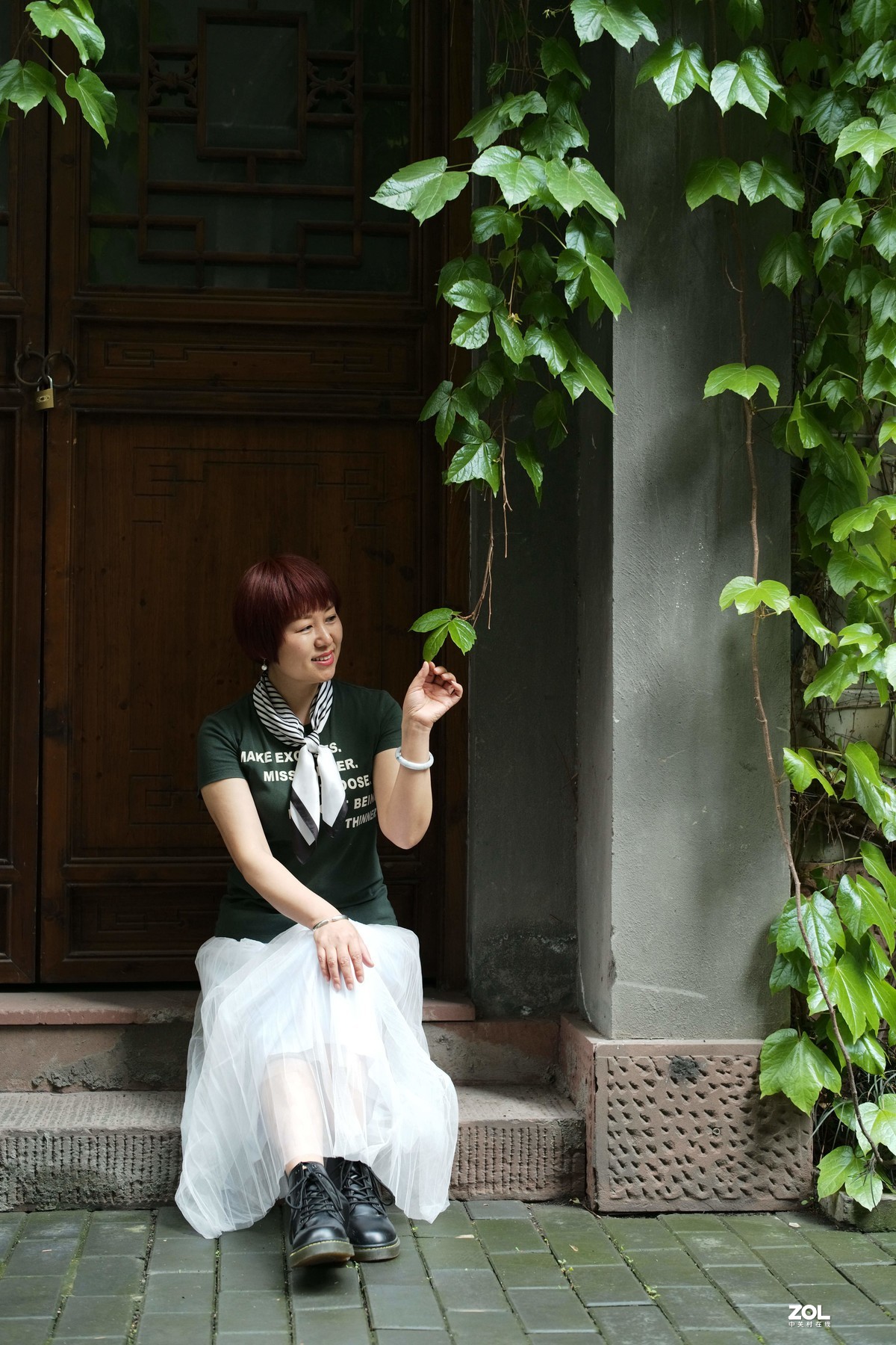 成都网红打卡地锦门拍人像