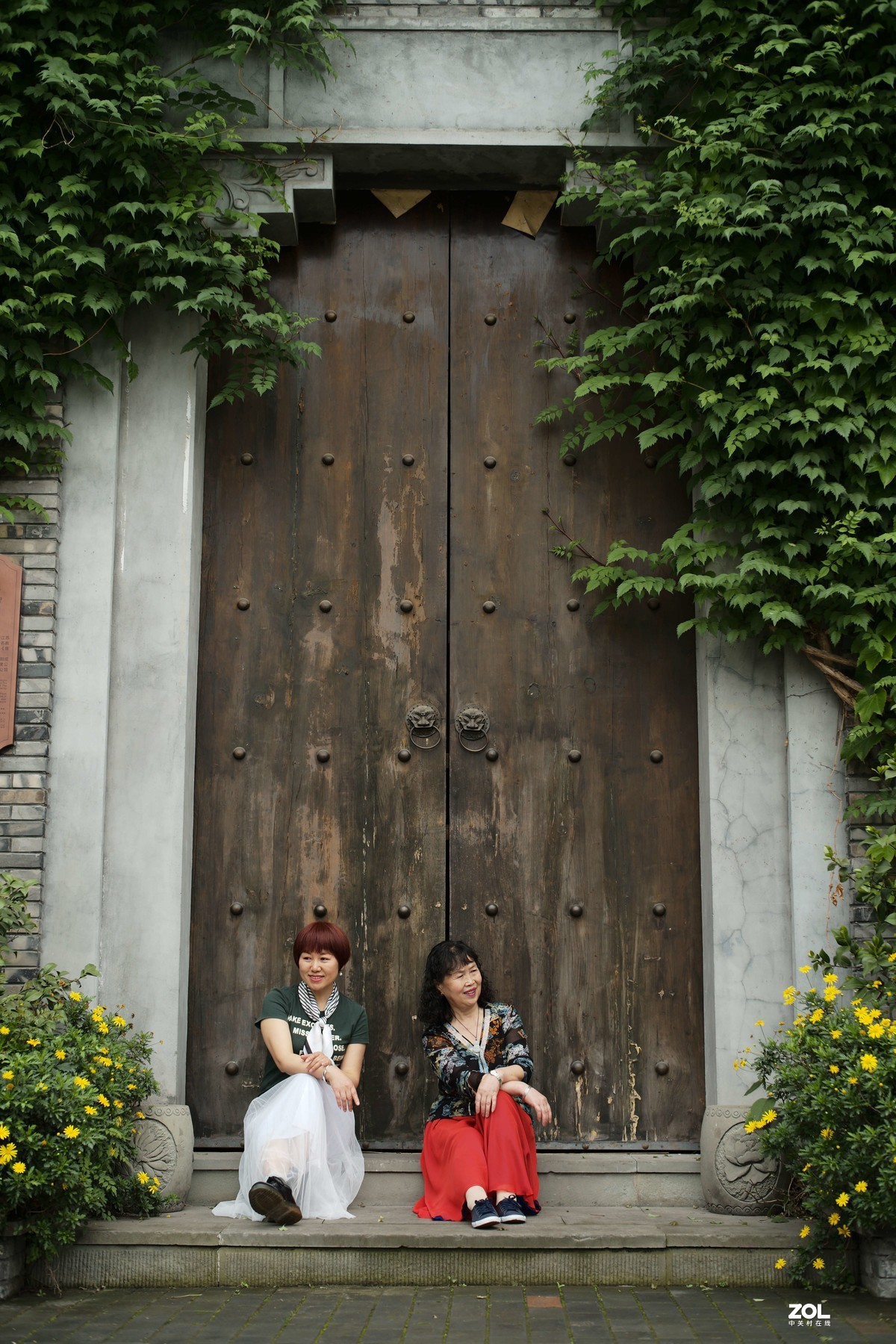 成都网红打卡地锦门拍人像