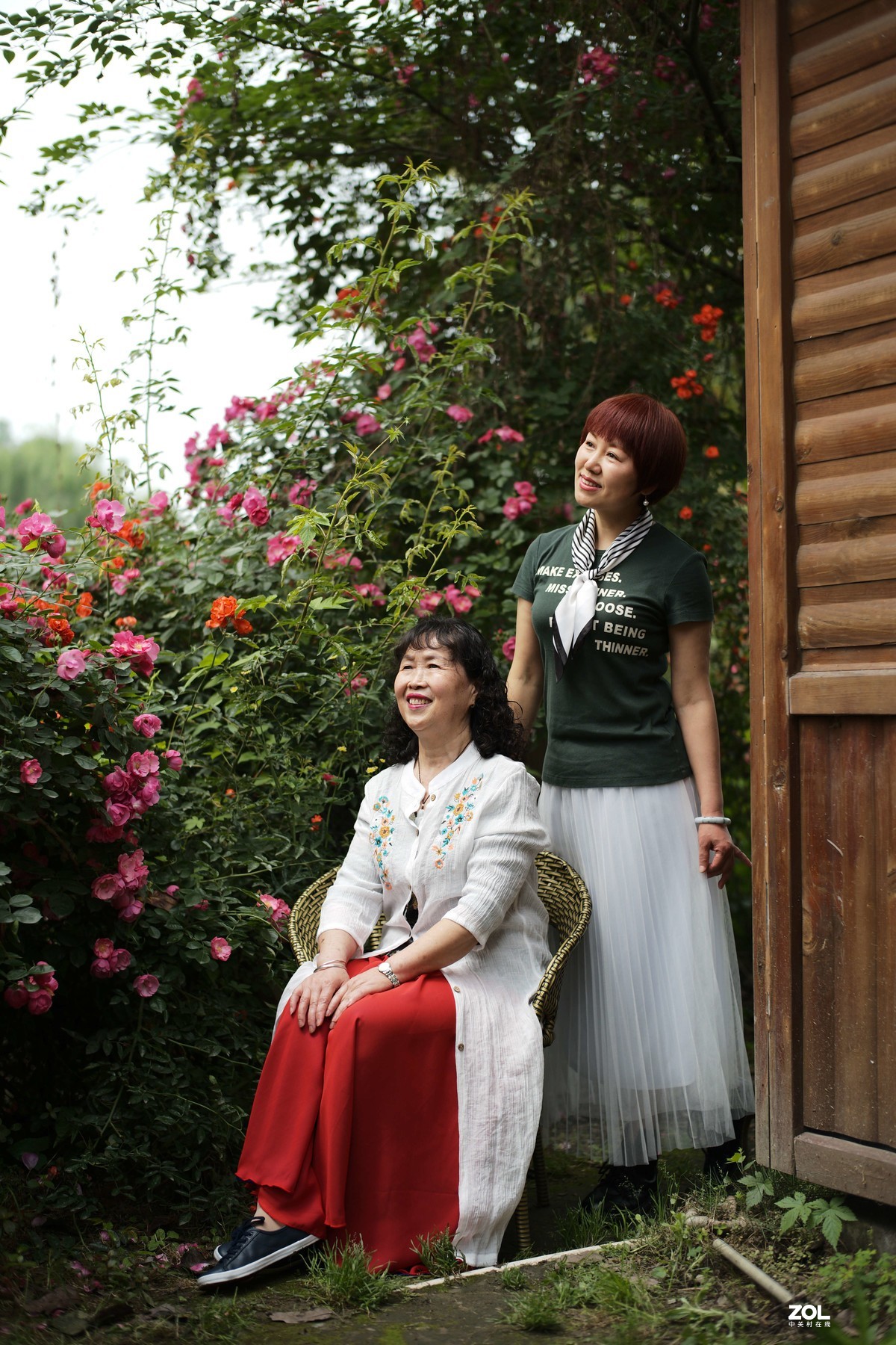 成都网红打卡地锦门拍人像