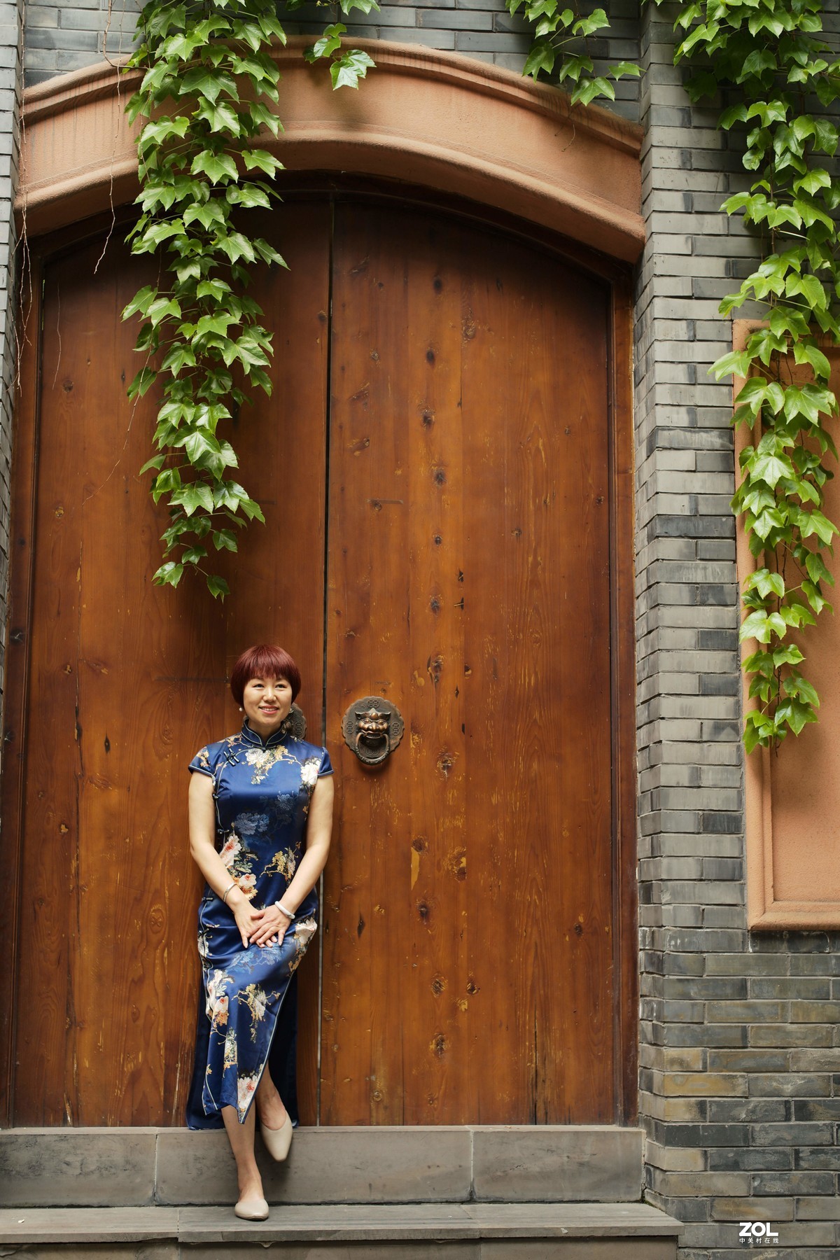 成都网红打卡地锦门拍人像