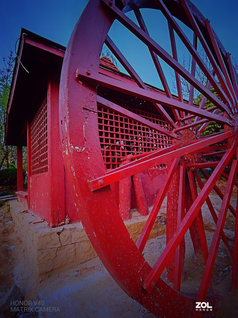 再来一组外出手机随拍的片，手机就这优势好好发挥一下！哈哈！