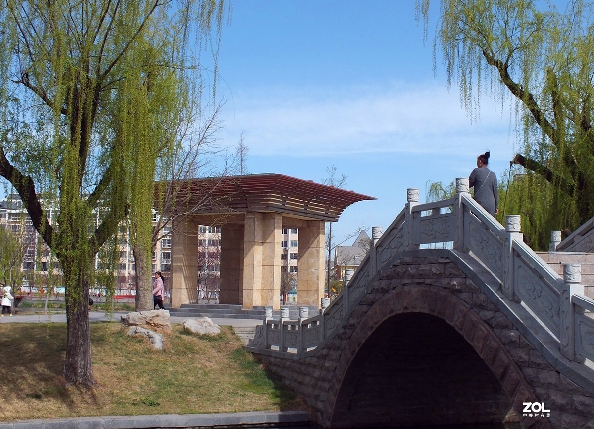 桃红柳绿伴春风--12P