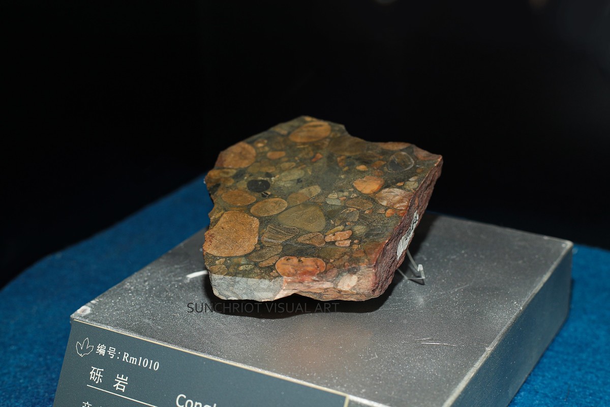 莱卡“光之子”试拍地质标本