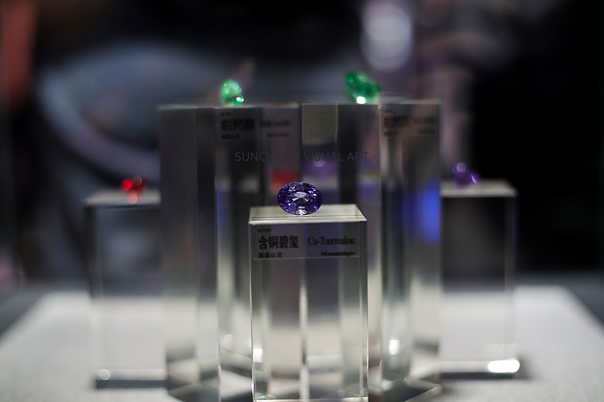 莱卡“光之子”试拍地质标本