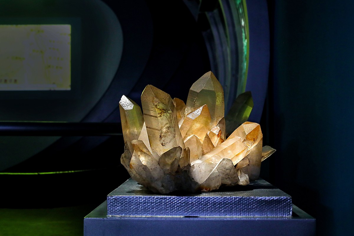 莱卡“光之子”试拍地质标本