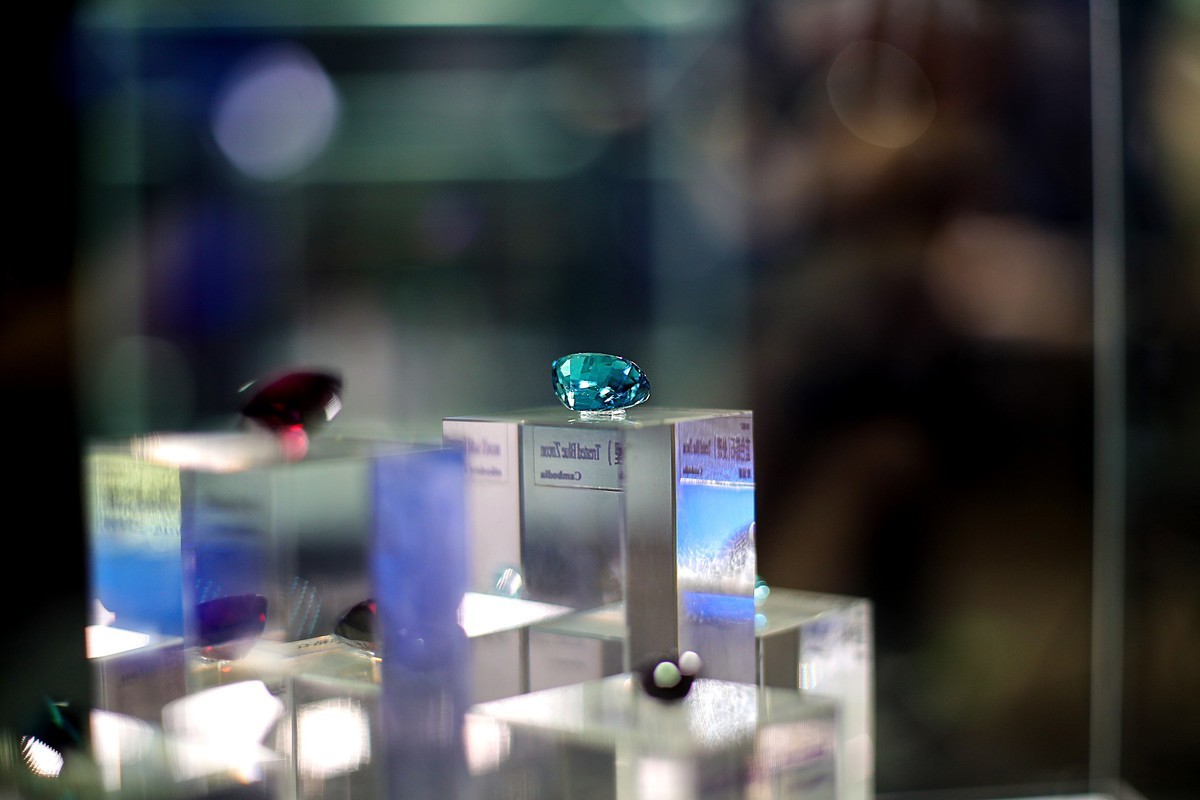 莱卡“光之子”试拍地质标本