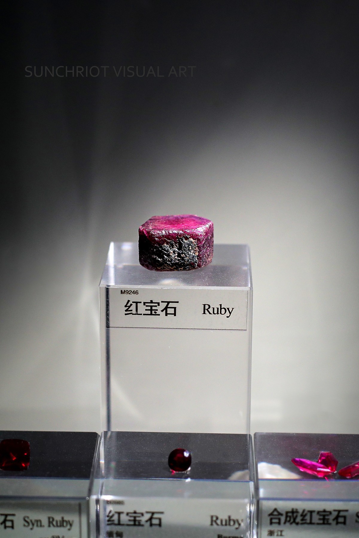 莱卡“光之子”试拍地质标本