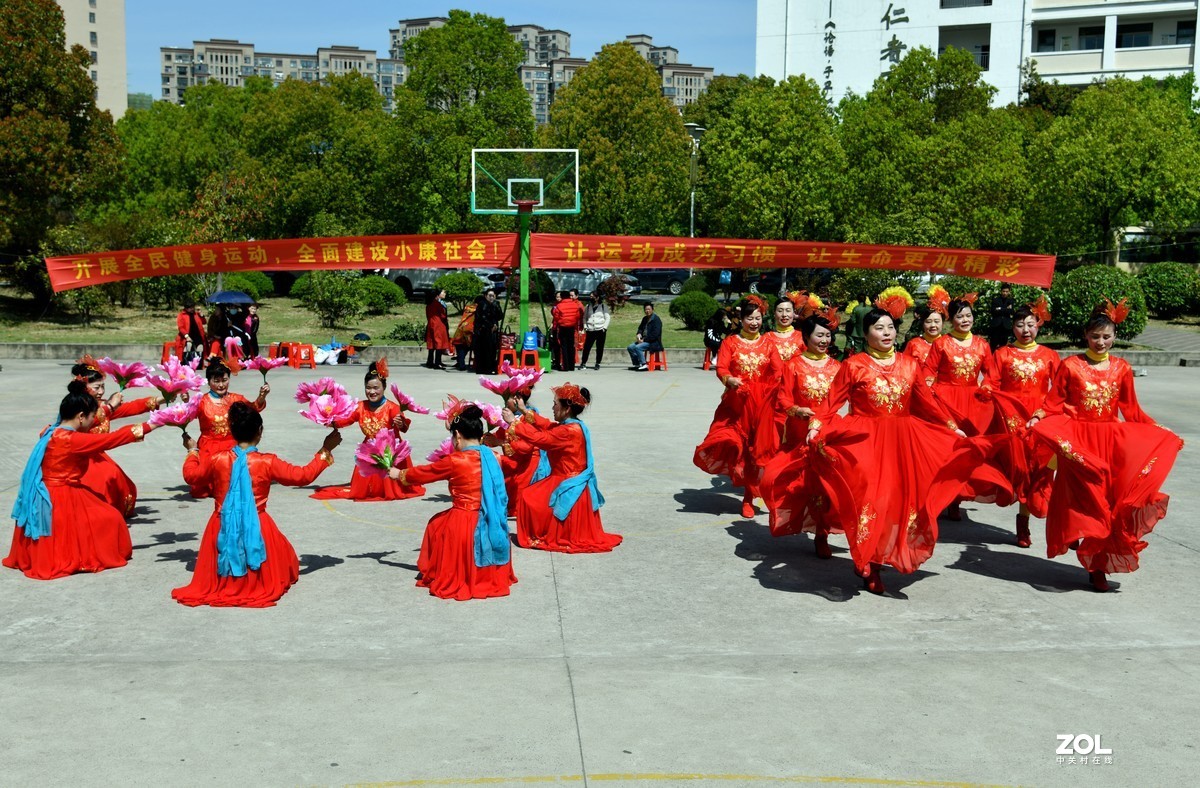 大妈广场舞赛