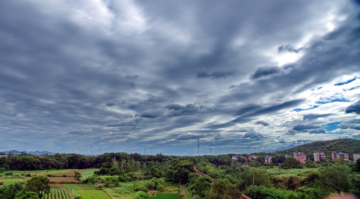 酷热天气乡村行