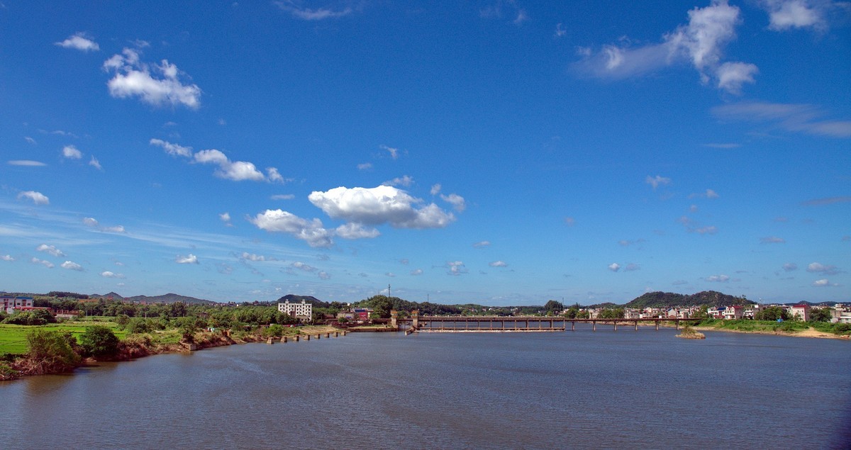酷热天气乡村行