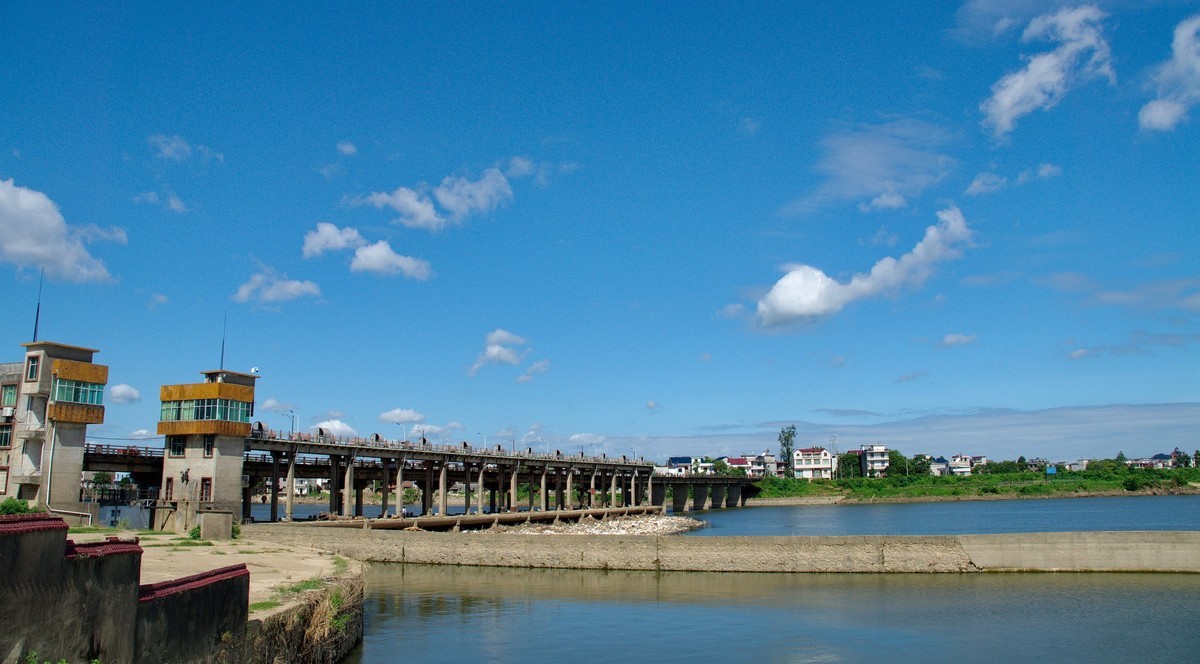 酷热天气乡村行