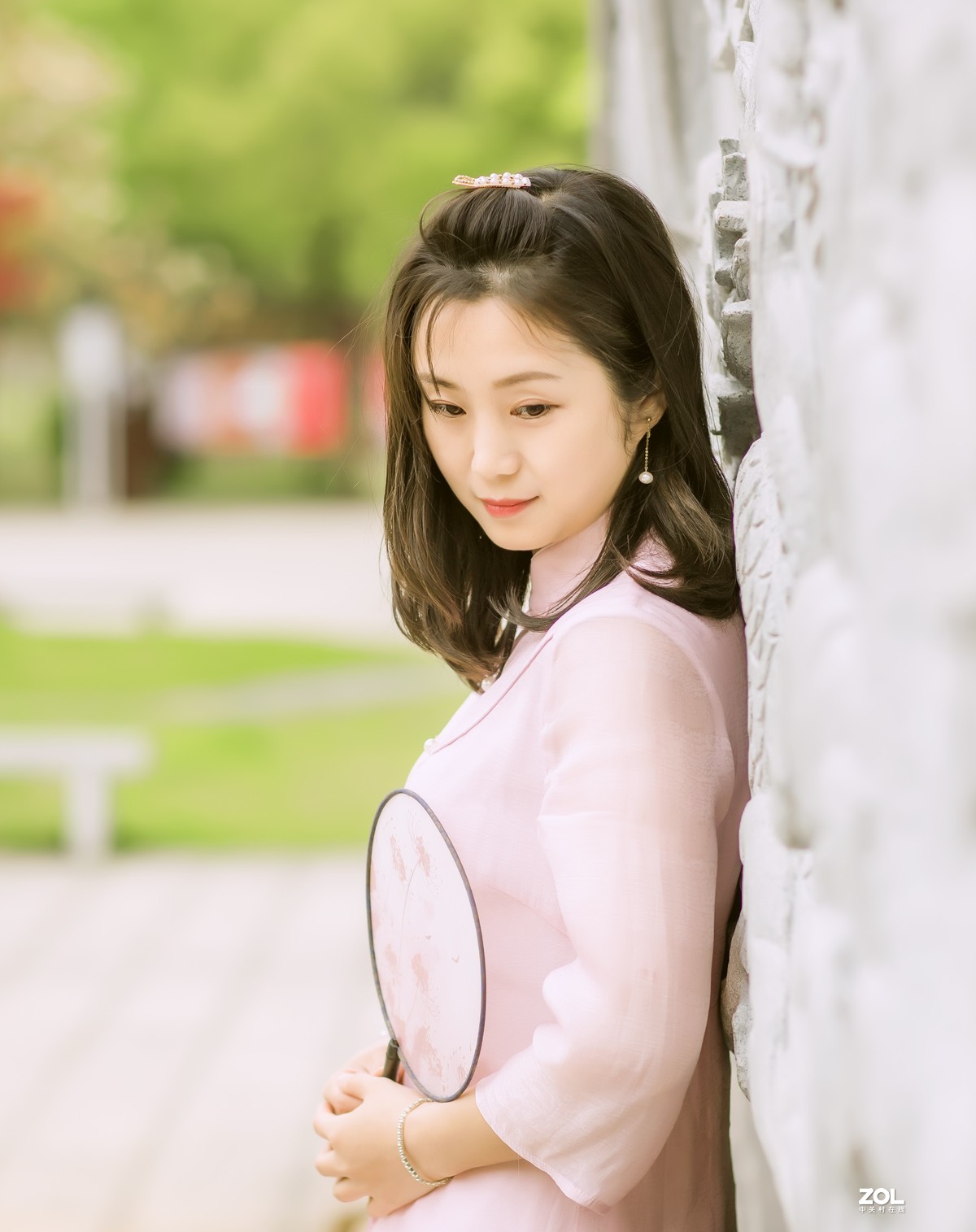 ［人像摄影］逛老街的美女