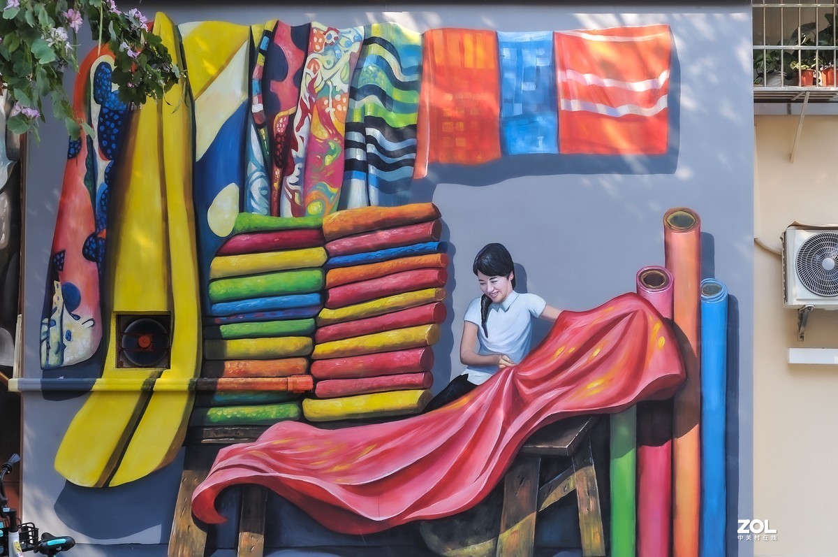 旧房添新装，活力再现（府学西街）