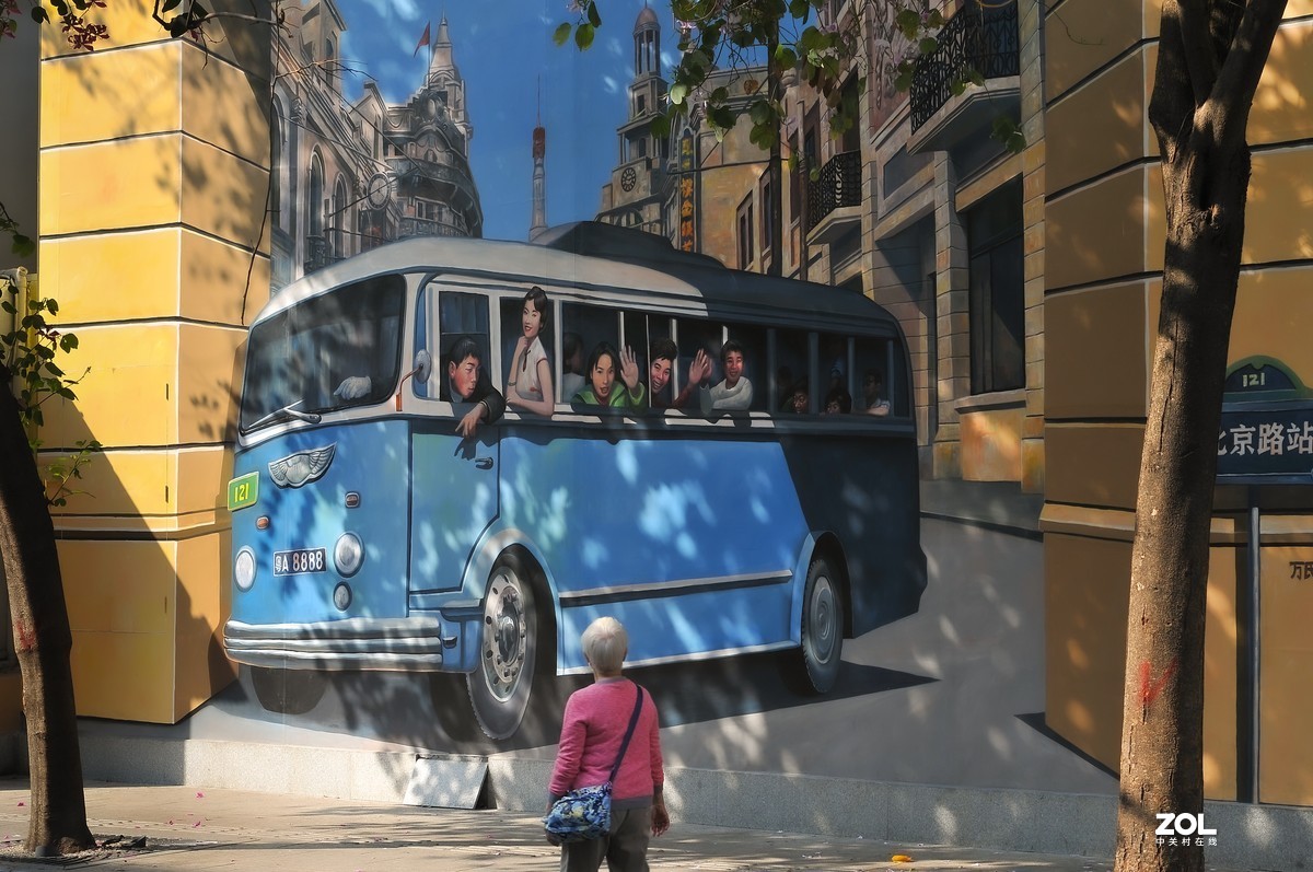 旧房添新装，活力再现（府学西街）