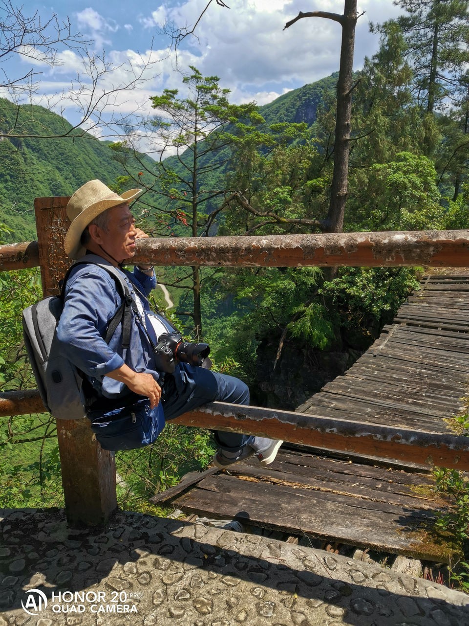 登山游览攀爬贵州绥阳五峰岭记实
