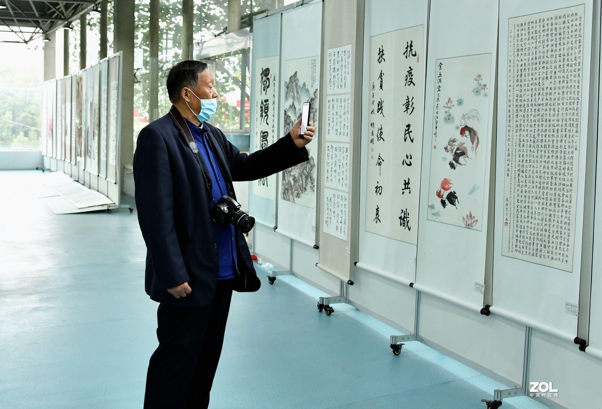 书画.摄影作品展掠影 1