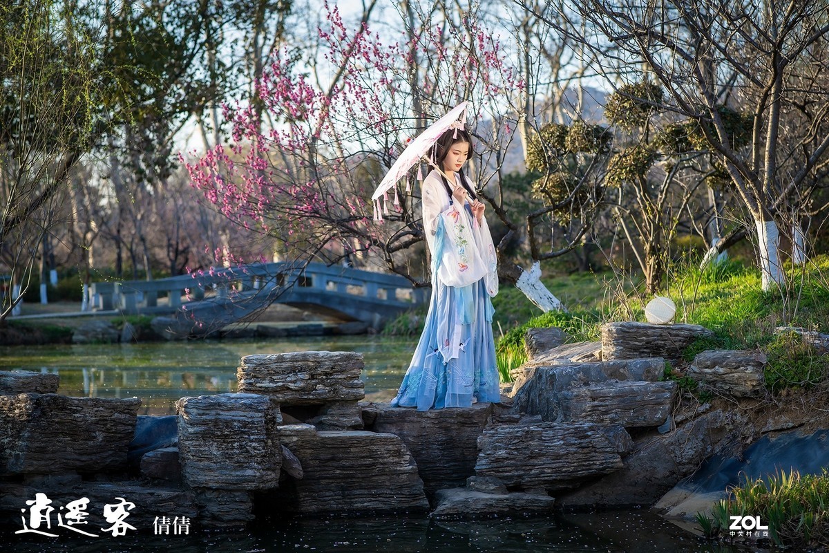 明孝陵梅花山逍遥客汉服人像(倩倩)
