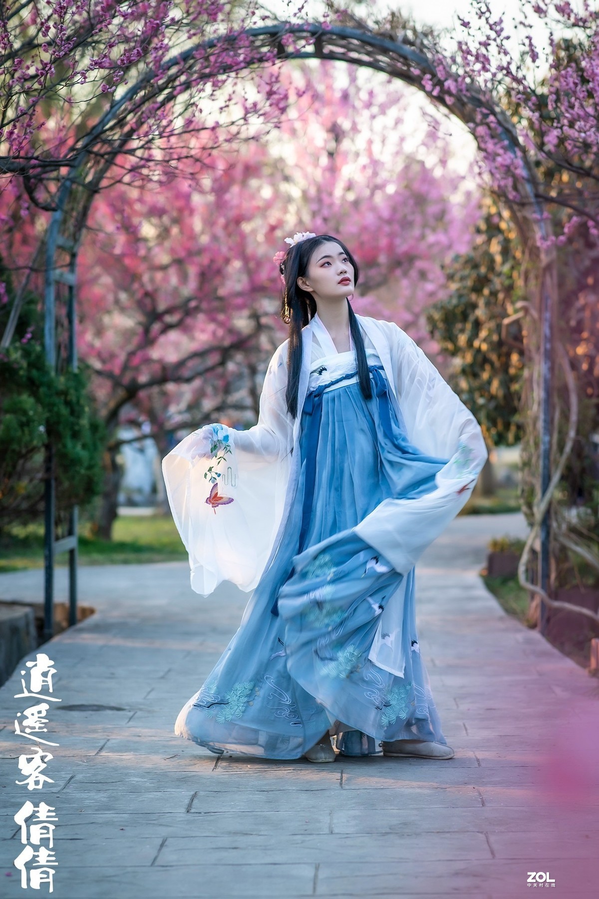 明孝陵梅花山逍遥客汉服人像(倩倩)