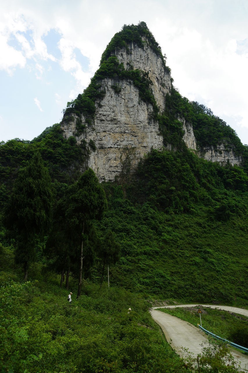 登山游览攀爬贵州绥阳五峰岭记实