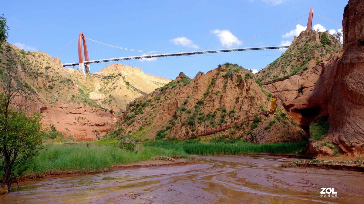 秦晋游--靖边龙洲丹霞地貌--波浪谷【11】进入公园景区