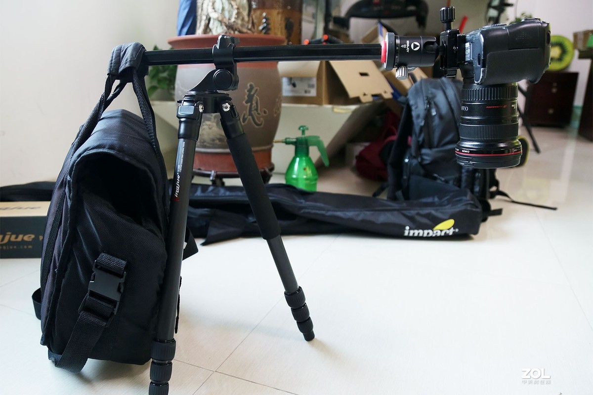终于找到一款实用好用的横置中轴三脚架了