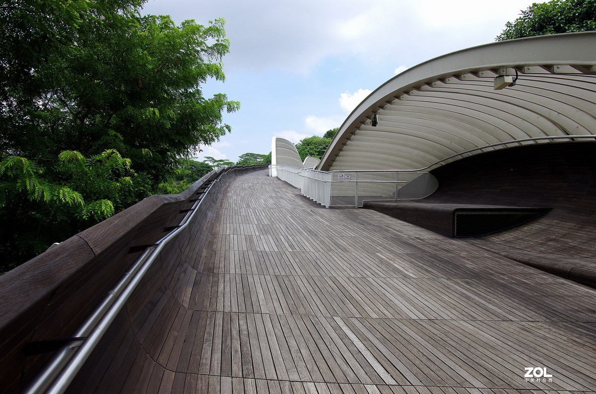 【狮城散记（二十六）】亨德森波浪桥