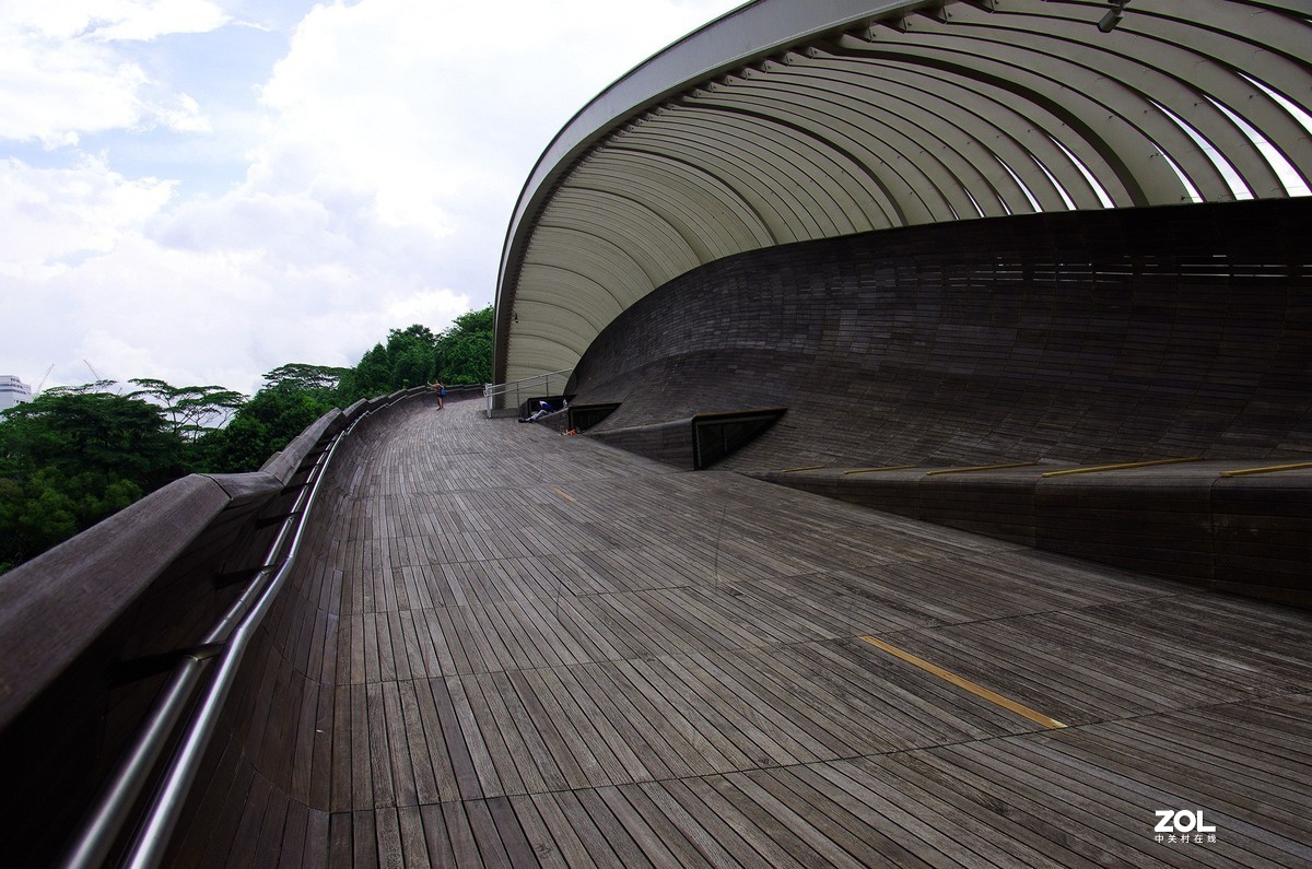 【狮城散记（二十六）】亨德森波浪桥