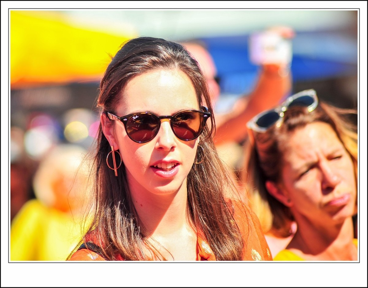 节日中---人物远射秒拍