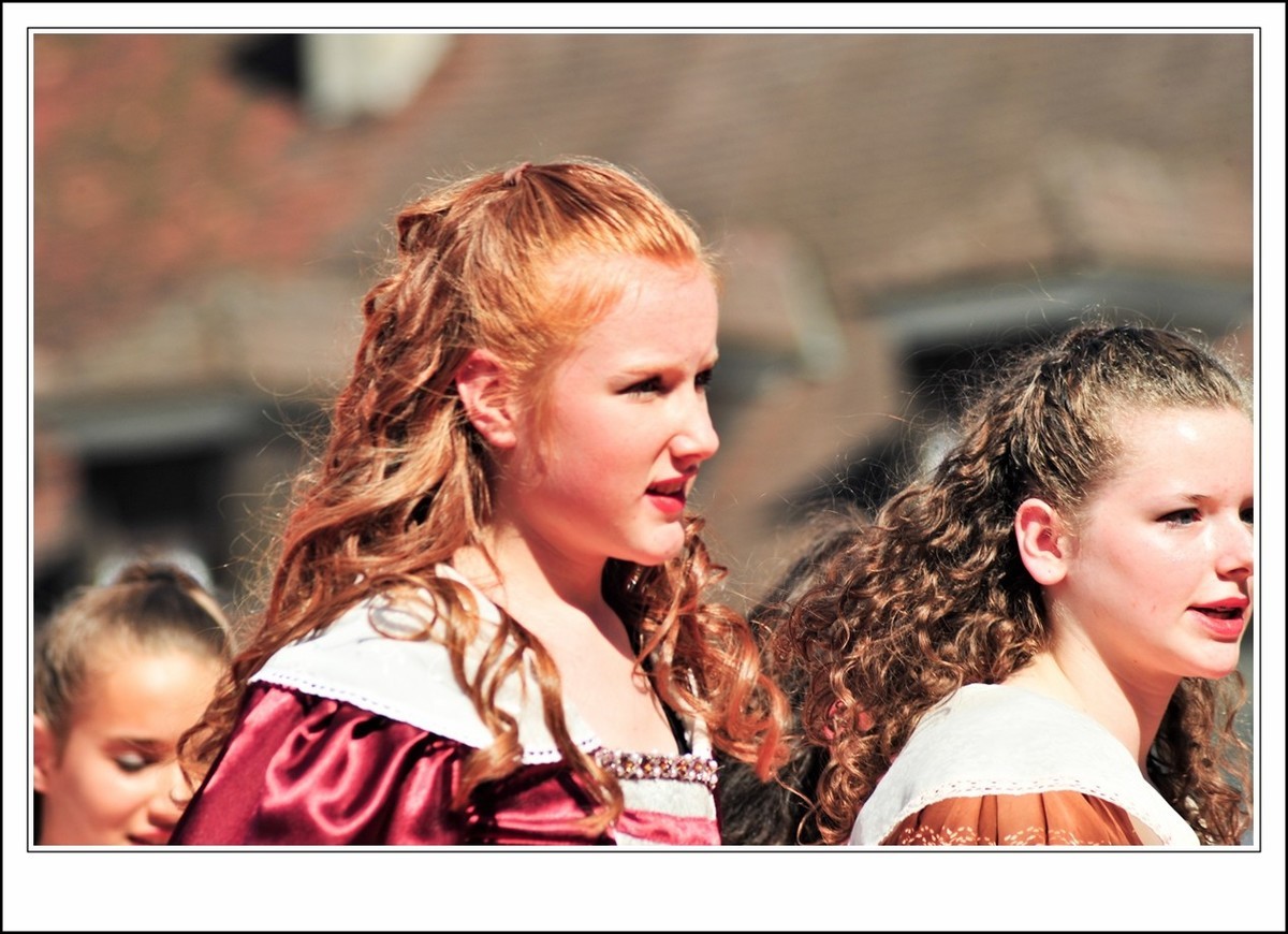 节日中---人物远射秒拍