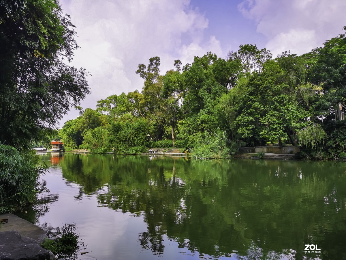 东湖公园景点图片