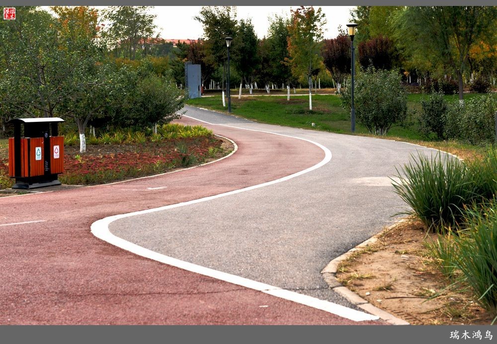 【追寻醉美秋色】64.傍水临风景色美，天光云影共徘徊