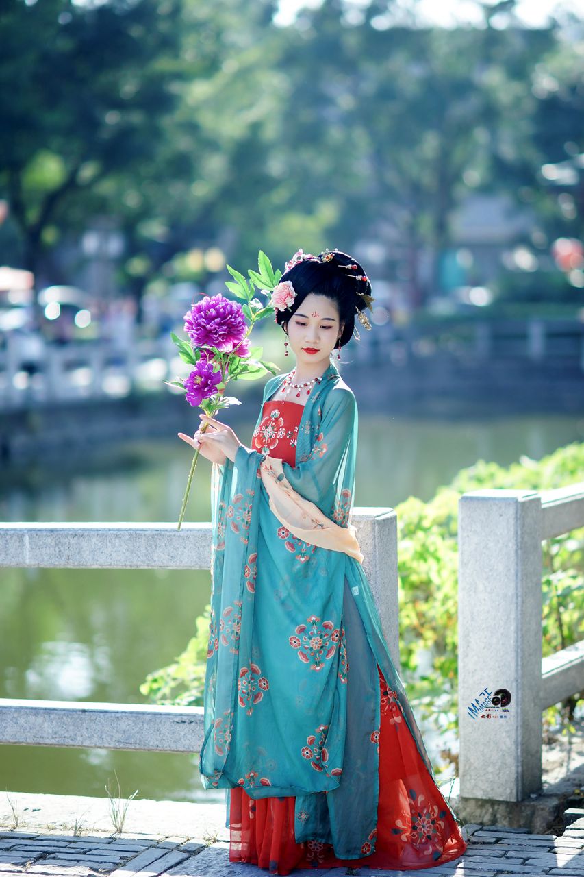 古港外拍......[ 簌簌 ] 续