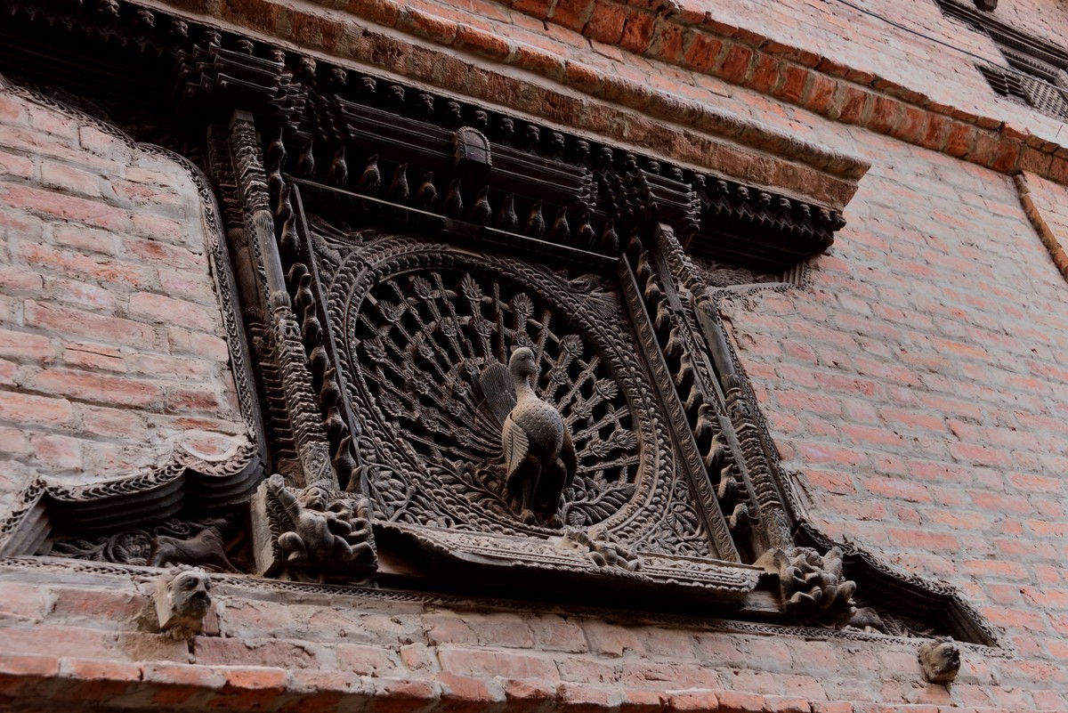 尼泊尔探秘之旅——巴德岗——孔雀窗