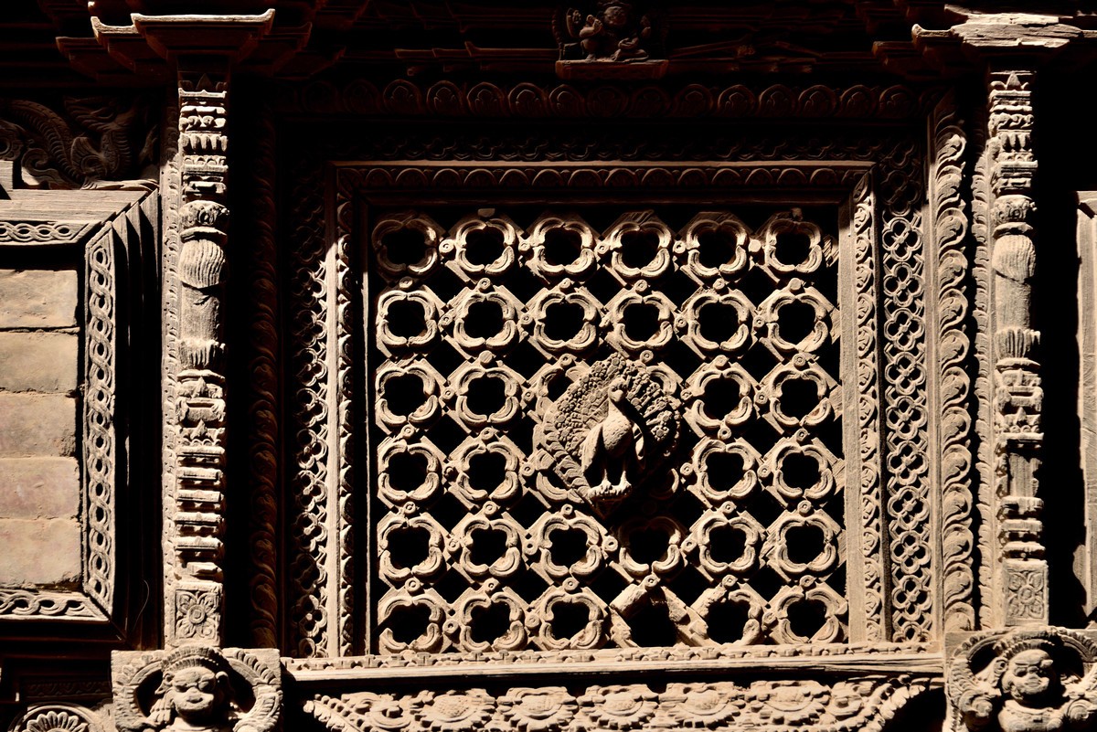 尼泊尔探秘之旅——巴德岗——孔雀窗