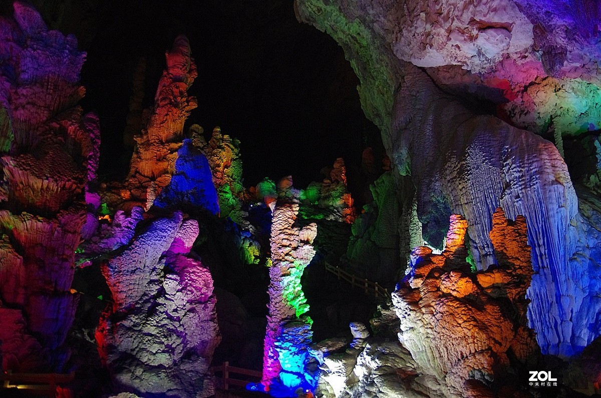 广西巴马百魔洞海底世界--15P