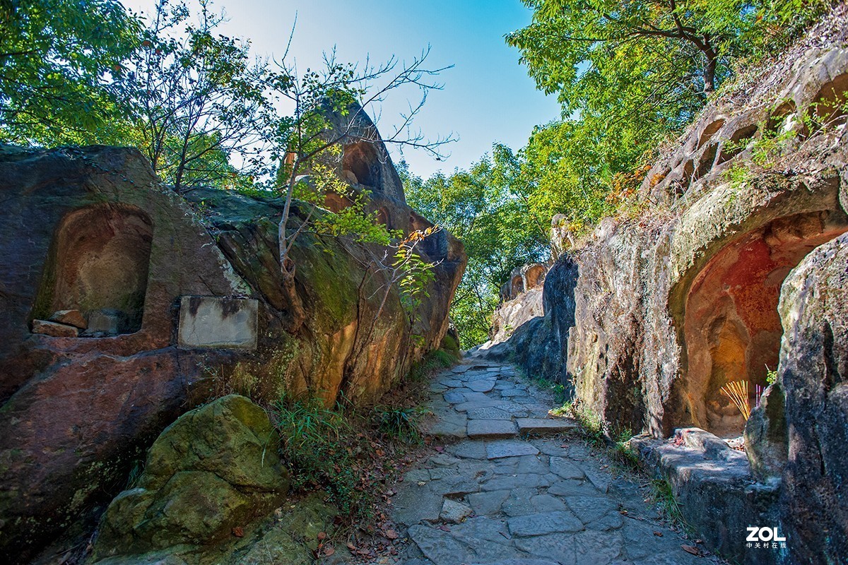 栖霞山舍利塔，千佛岩