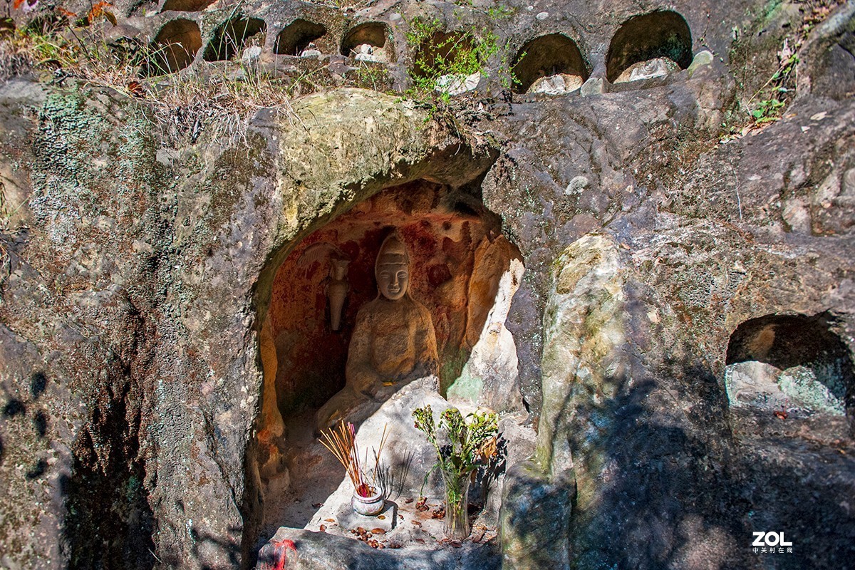 栖霞山舍利塔，千佛岩