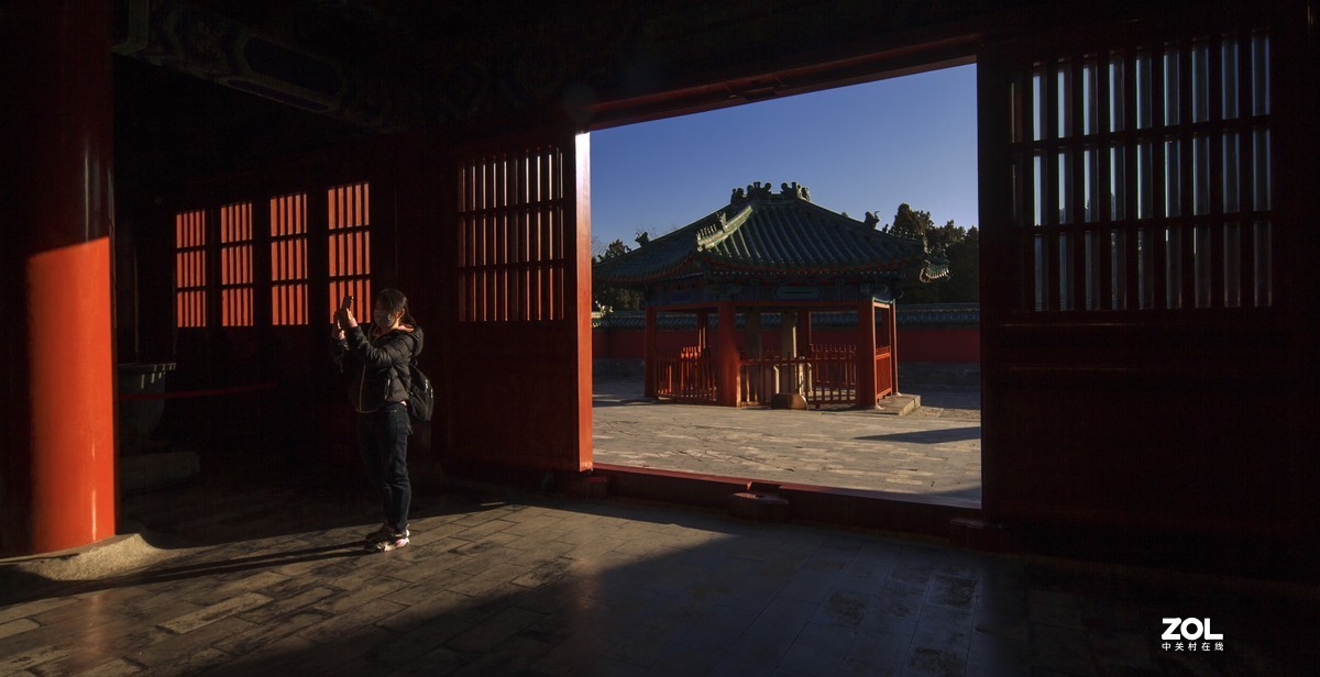 欢迎祝贺xu-jy老哥担任北京版主！祝愿大家新年快乐！