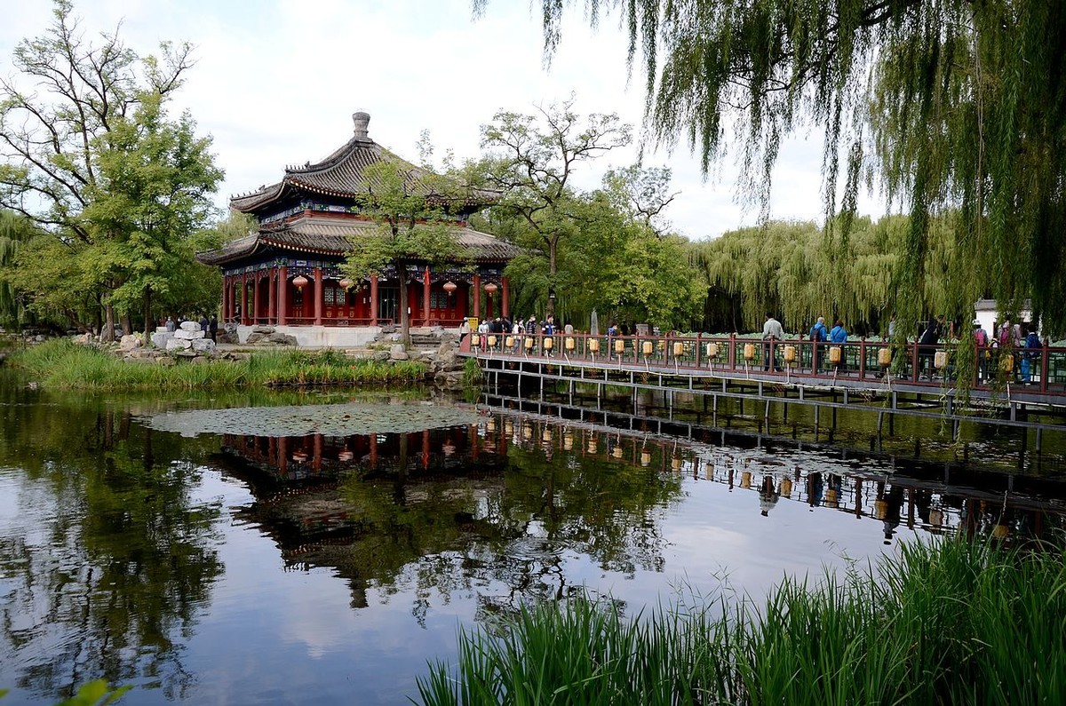 一组圆明园风景片-------。