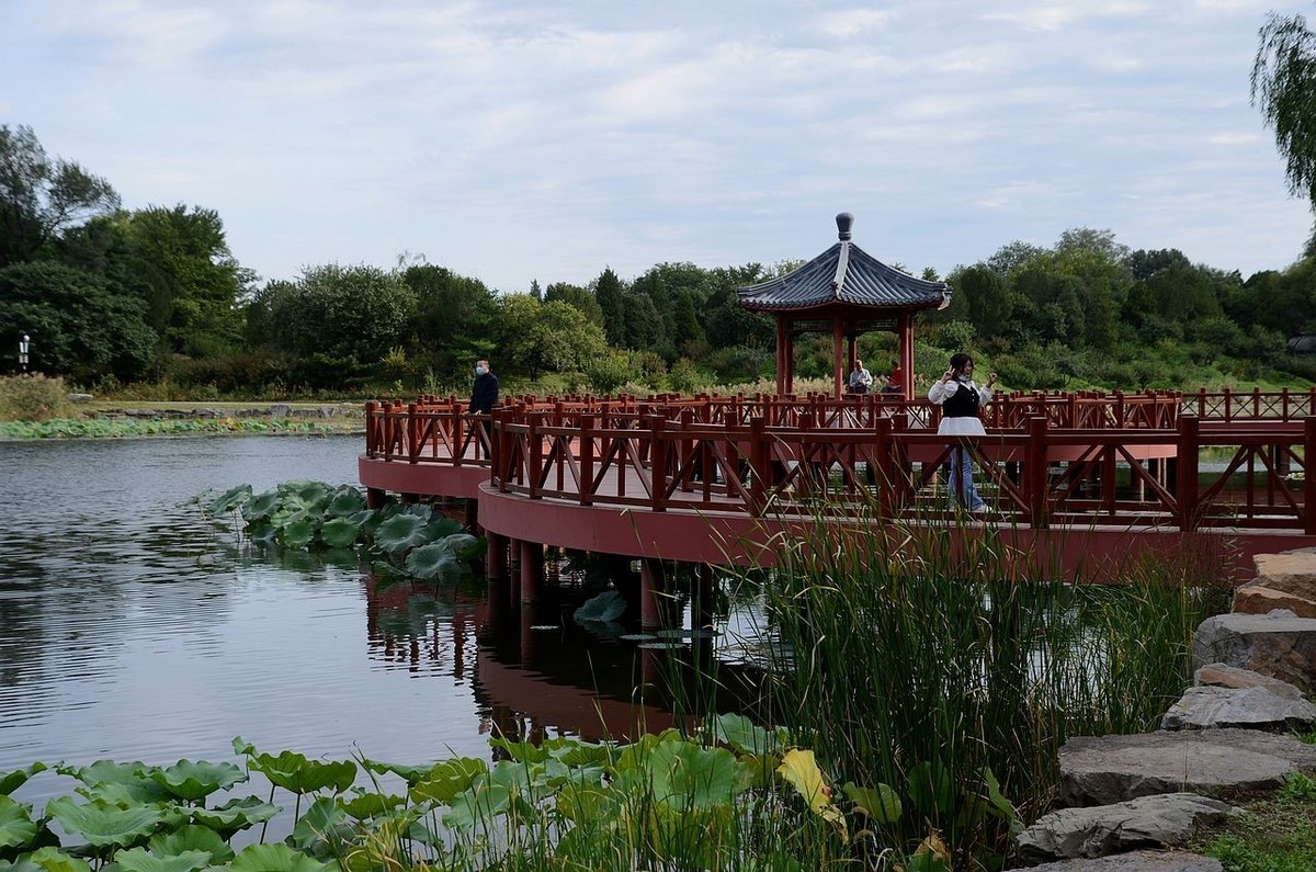 一组圆明园风景片-------。