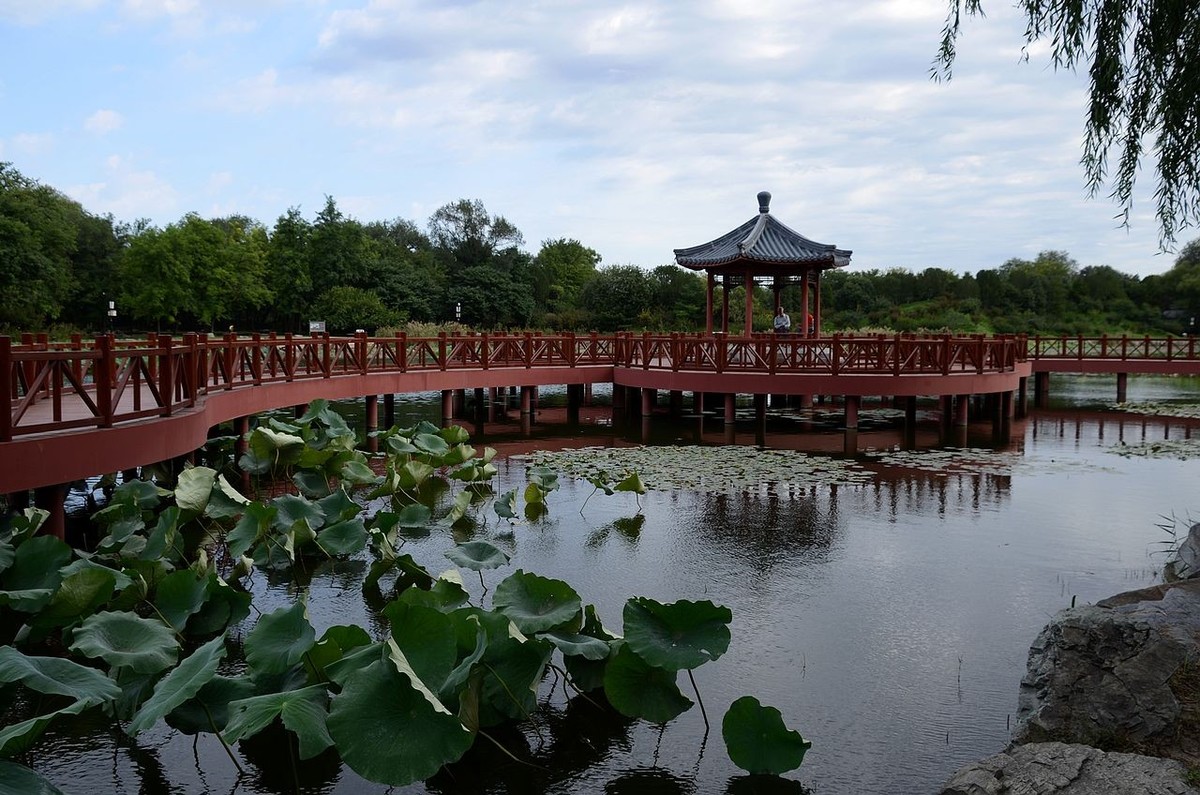 一组圆明园风景片-------。