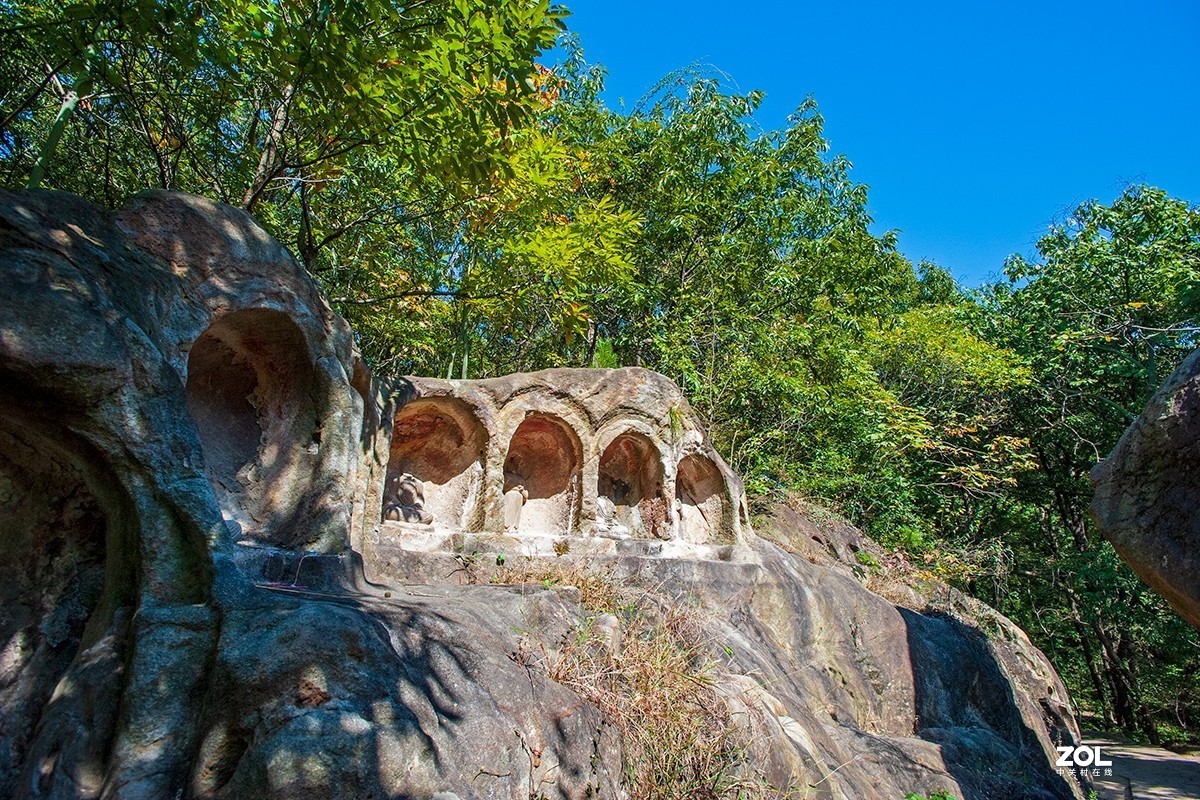 栖霞山舍利塔，千佛岩