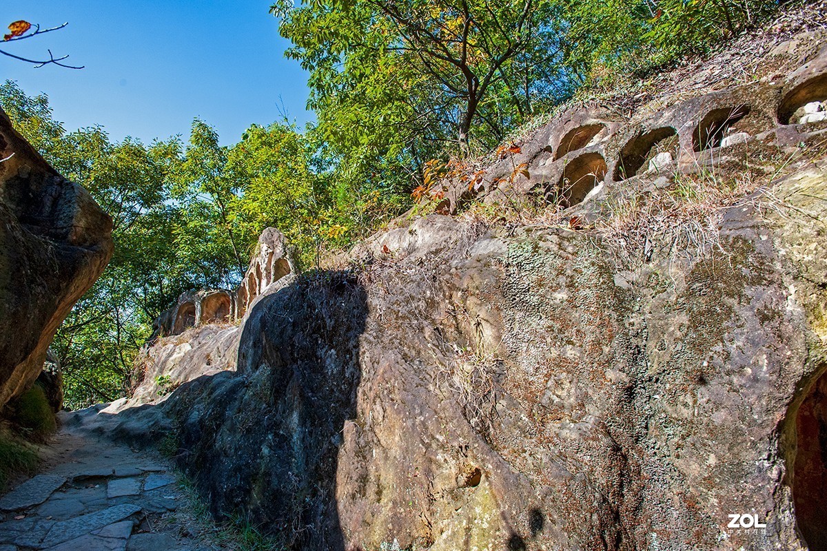 栖霞山舍利塔，千佛岩