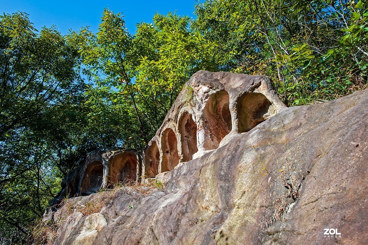 栖霞山舍利塔，千佛岩