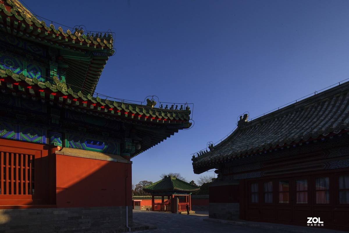 欢迎祝贺xu-jy老哥担任北京版主！祝愿大家新年快乐！