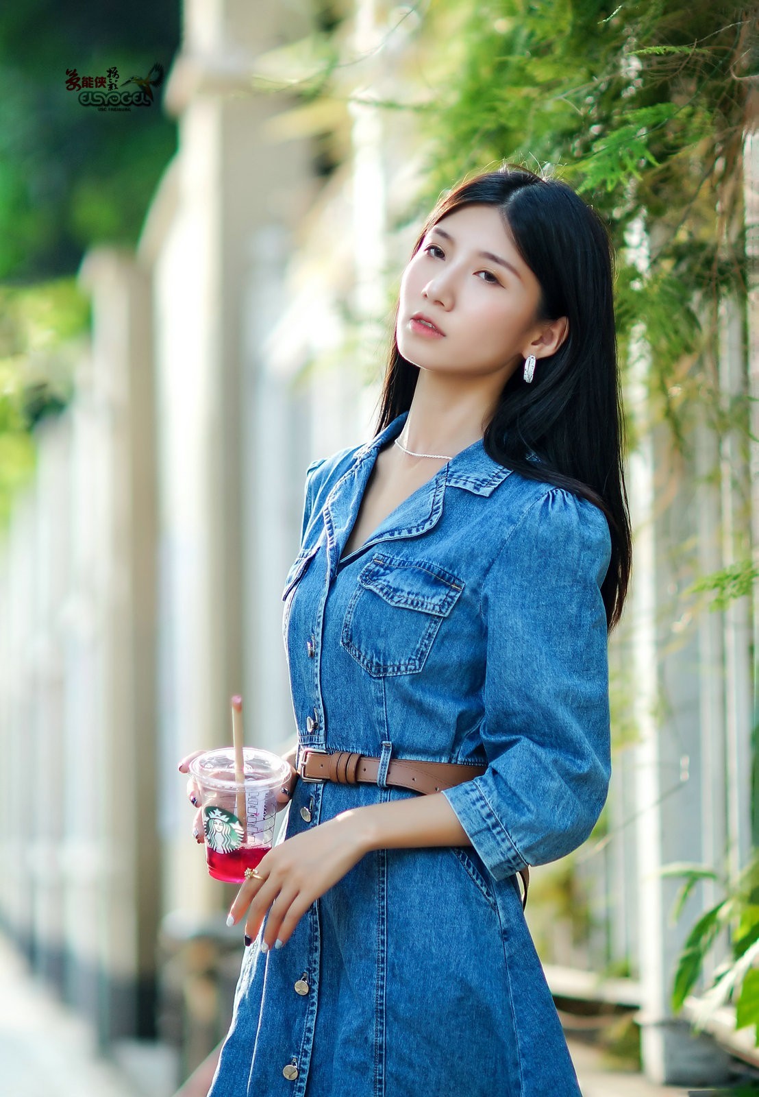 【秋日沙面美女 】---千千