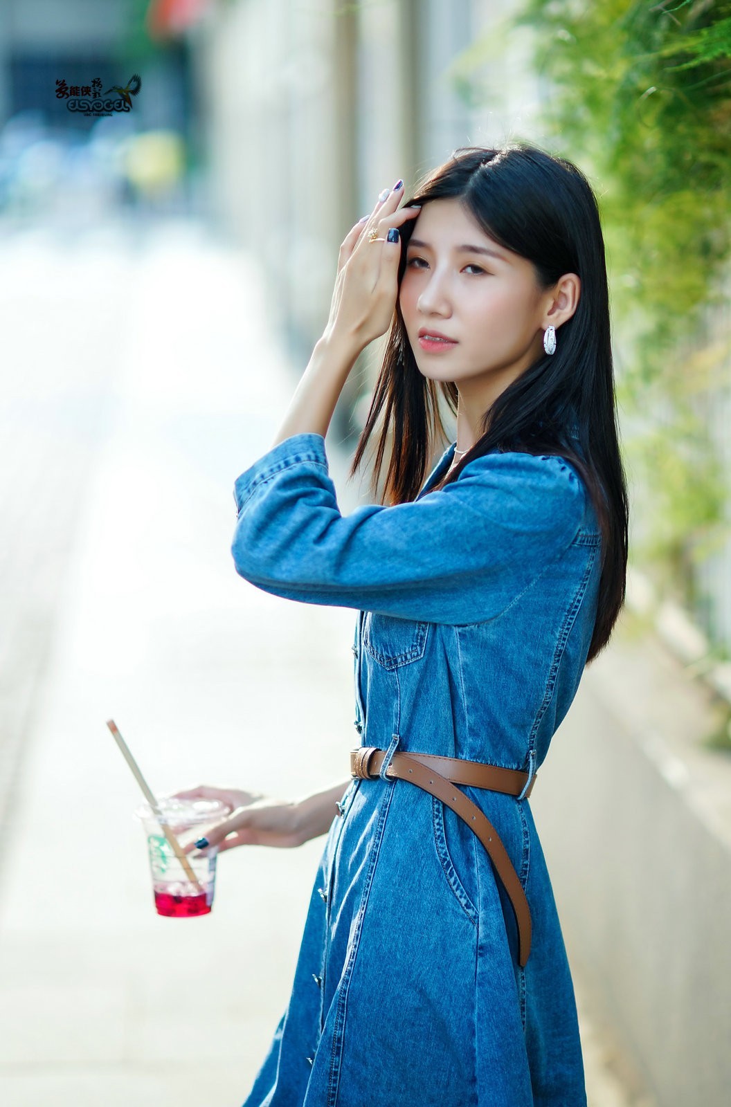 【秋日沙面美女 】---千千