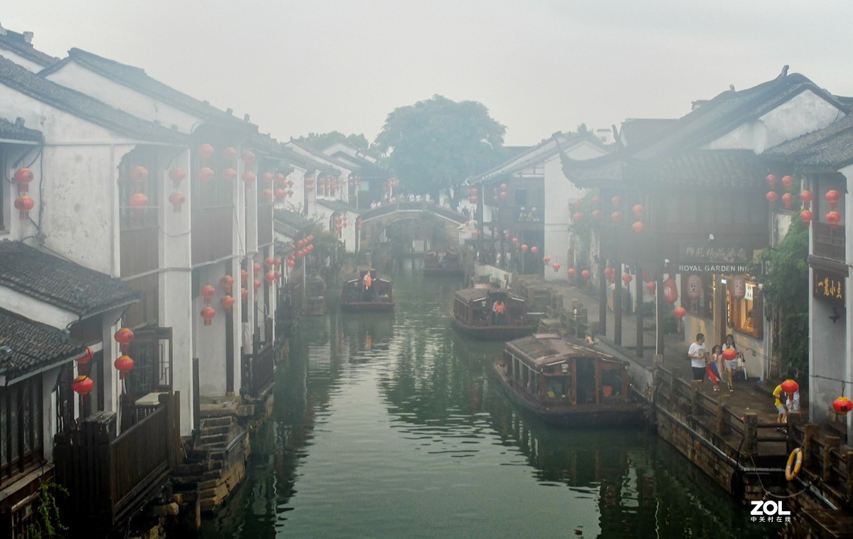 当梦被埋在江南烟雨中