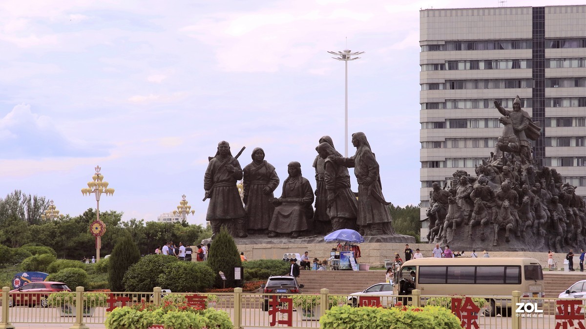 鄂尔多斯市---随拍【3】--新城市广场附近建筑及街景